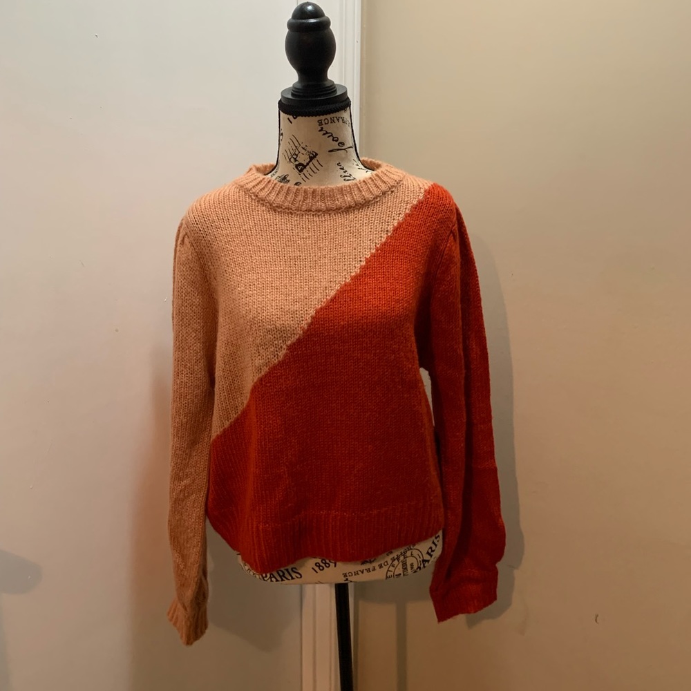 F21 Color-block red/pink sweater